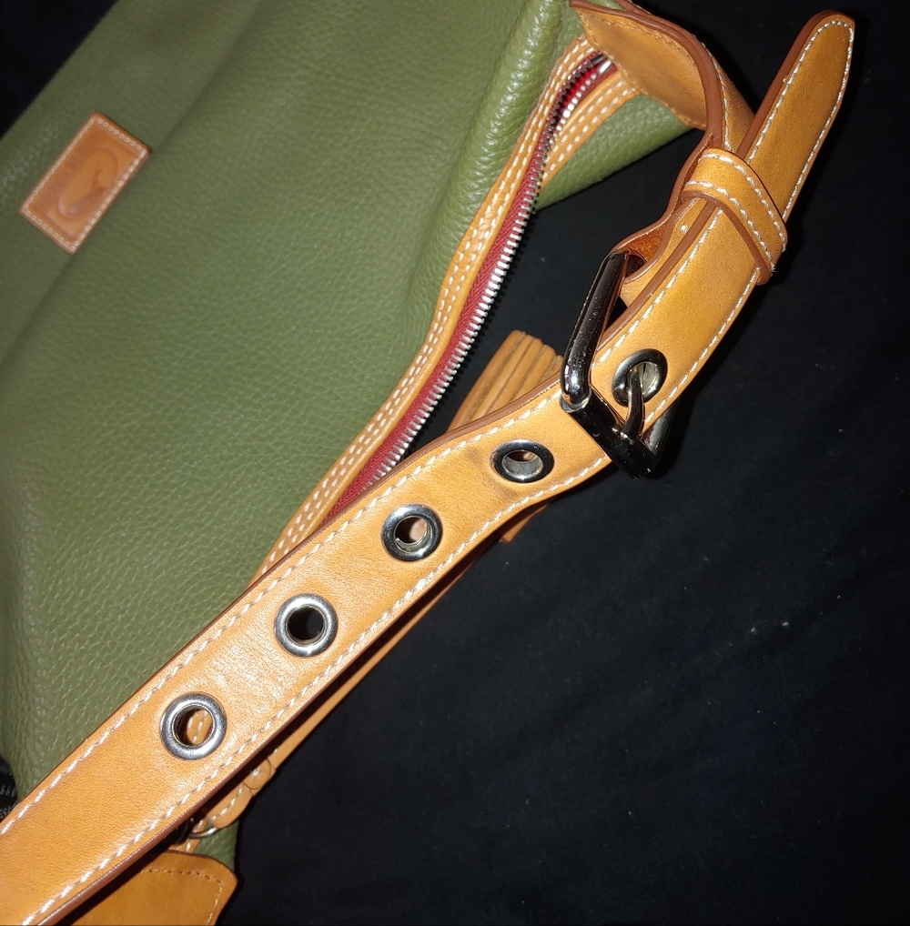 Dooney& Bourke Shoulder Bag - Picture 6 of 8